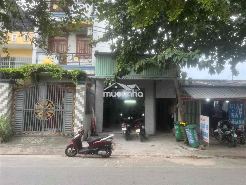 Phong tro sinh vien tret va gac cao