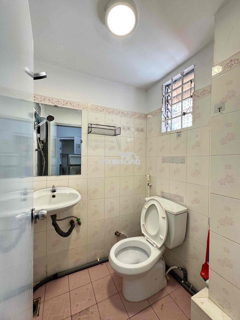🏠 Thuê chỉ 1,6triệu – gần hutech, uef, ngoại thương, quận 1 - 4