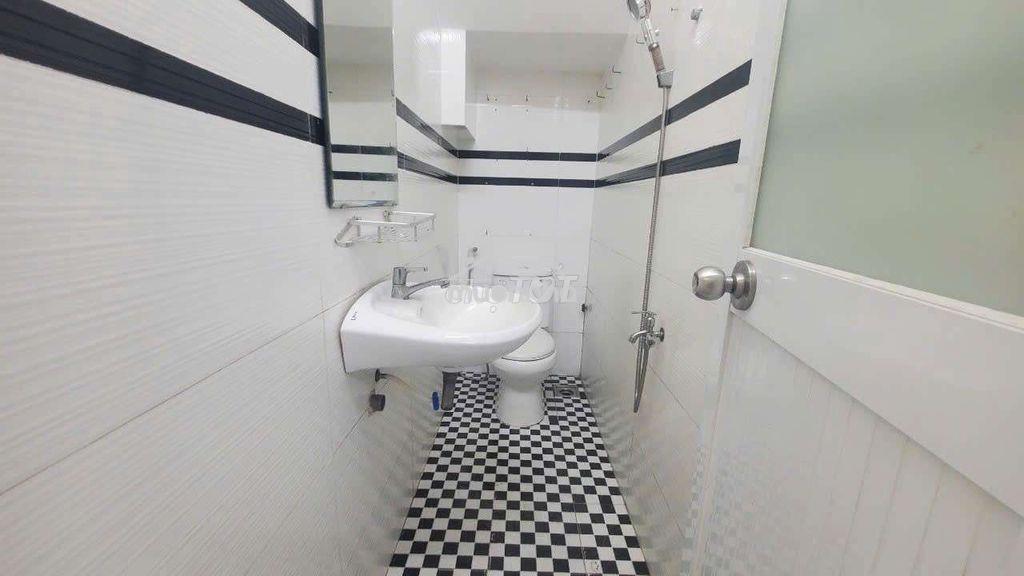 Chỉ 6tr cho 2pn 2wc - 2