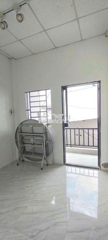 Nhà 1 trệt 1 lầu 3pn 2wc hẻm 1283 huỳnh tấn phát quận 7 - 3