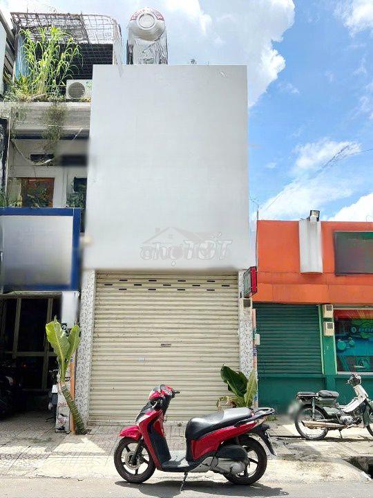 🔴 Nhà 2 tầng mặt tiền đường tân phước p6q10 . giá: 12.3 tỷ