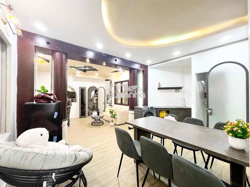 Cho thuê hệ thống căn 2pn1wc rộng full nt gần hồng bàng q5 đh y dược