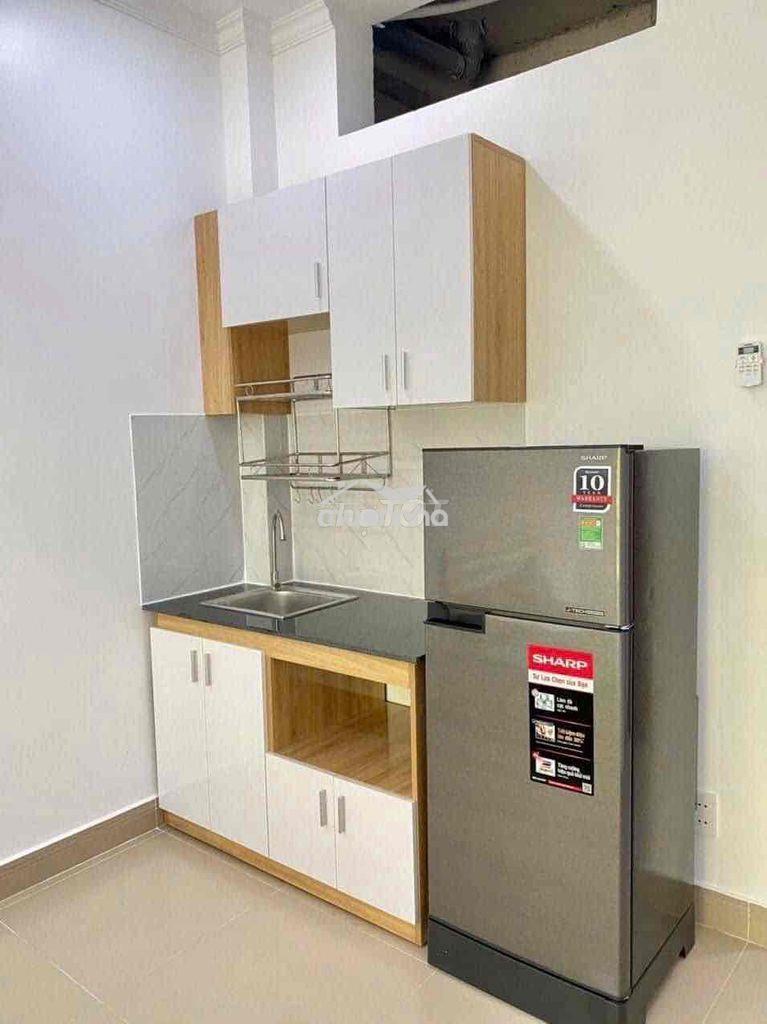 Ban công bếp xa giường thiết kế hiện đại tối giản full nt - Ảnh 4