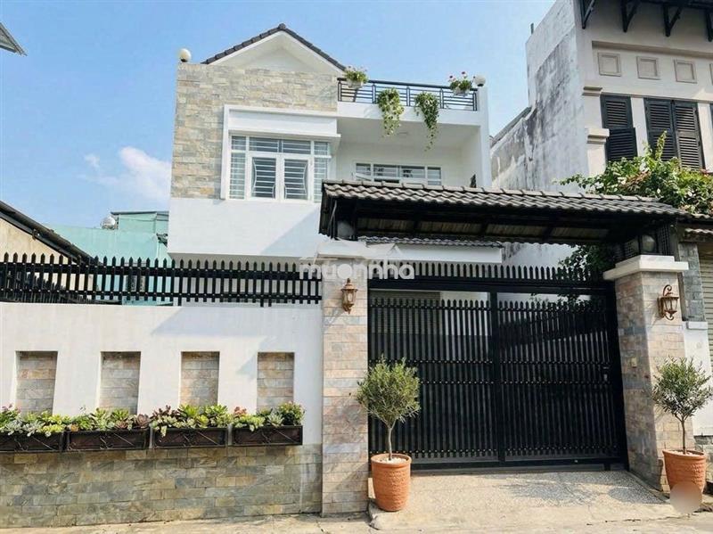 Hiếm_biệt thự 3 tầng_ngang 8.3m_sát phạm văn đồng_sân rộng đậu ôtô