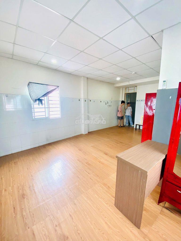 Phòng gác vip hàng xanh- gần hutech, gtvt, uef - Ảnh 2