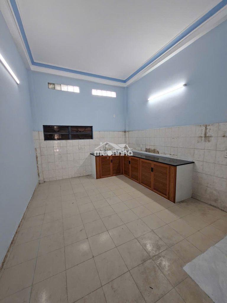 Nhà hẻm xe hơi lạc long quân, trệt 2 lầu st, 4pn, 3.5x16m - 4