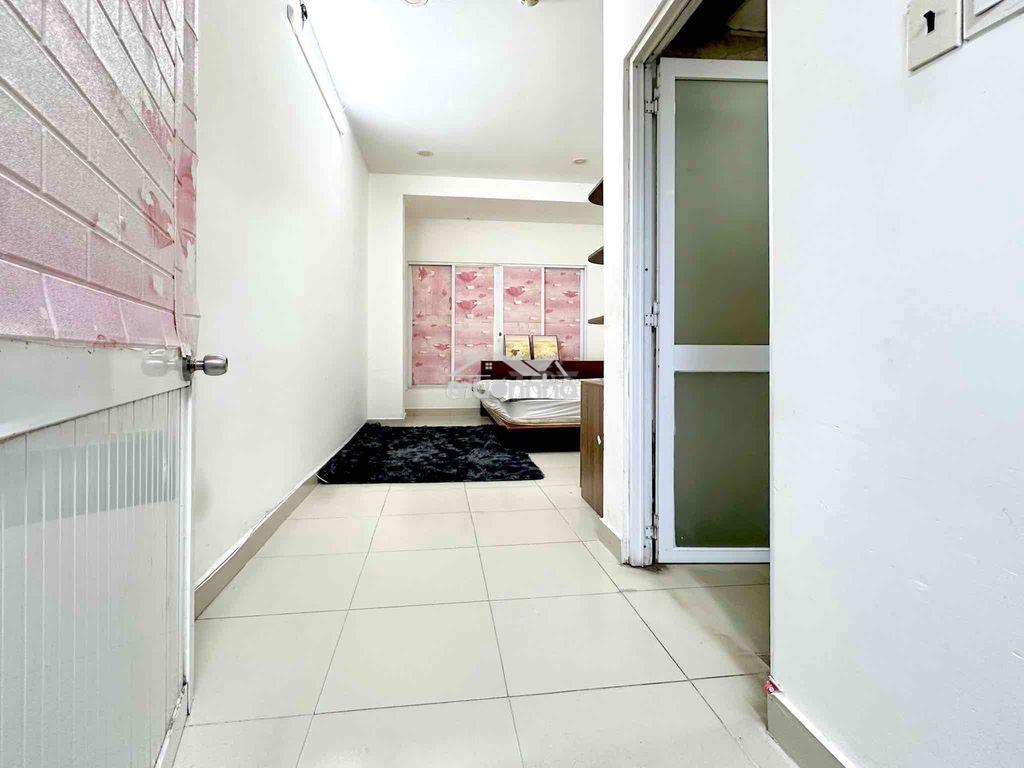 Chính chủ full nội thất - tách bếp - cửa sổ trời-ở liền an dương vương - Ảnh 2