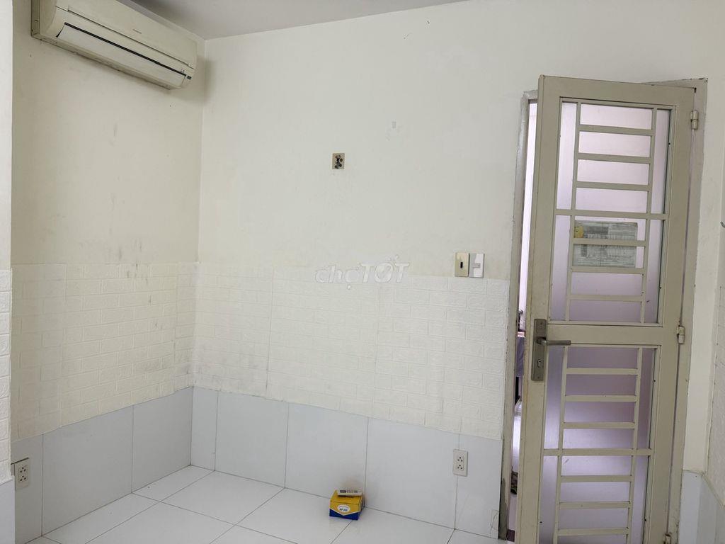 Phòng nhỏ đường lê văn sỹ cho 1 người ở - 2