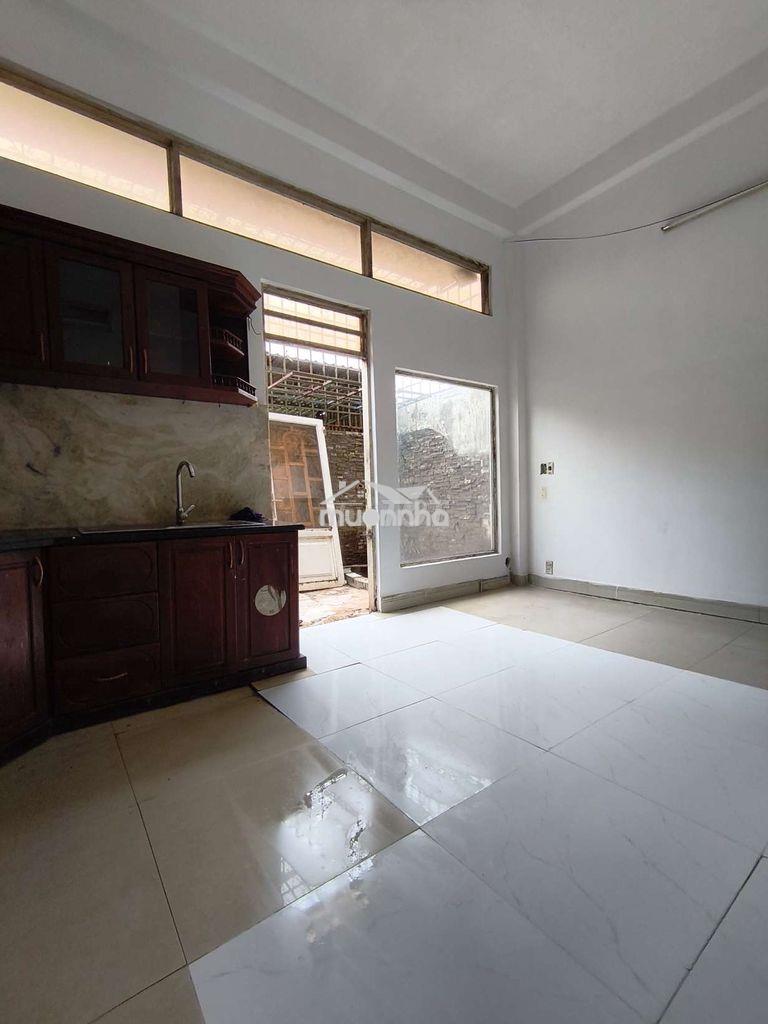 Phòng trọ giá rẻ gần chợ đầu mối