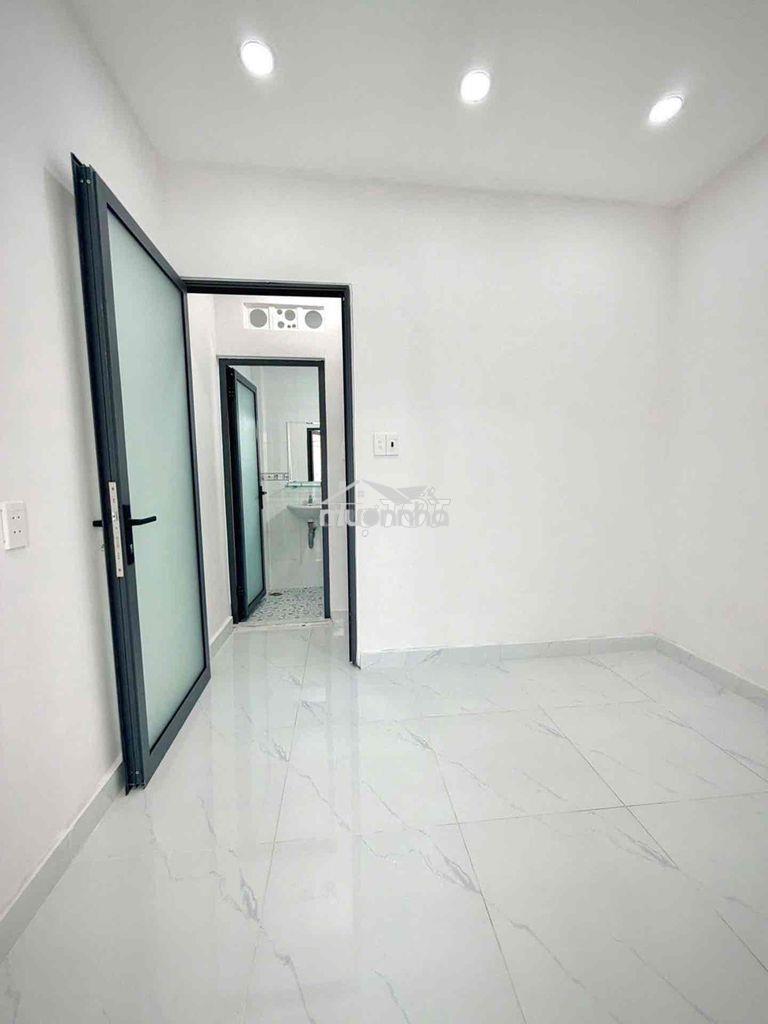 Chỉ 2,28tỷ có ngay nhà sổ riêng sát vách tên lửa, nhà mới ở ngay - 2