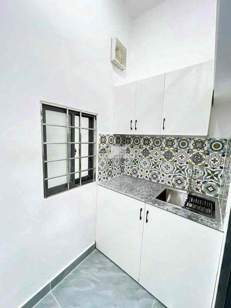 Phòng trọ gác cao 2m giá rẻ sinh viên đảo kim cương trương văn bang - Ảnh 4