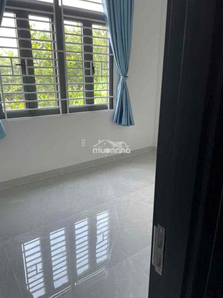 Cho thuê nhà nguyên căn mới xây 160m2 linh đông thủ đức - Ảnh 2