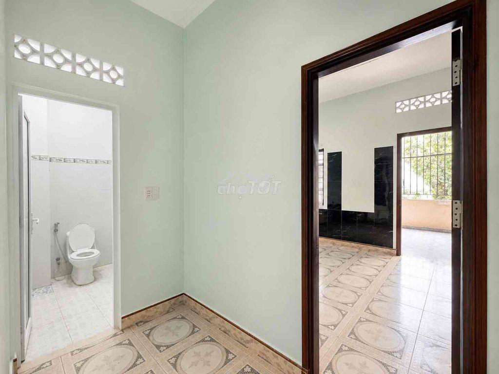 Khai trương phòng chỉ 2tr8 gần trường đại học guflit - 2