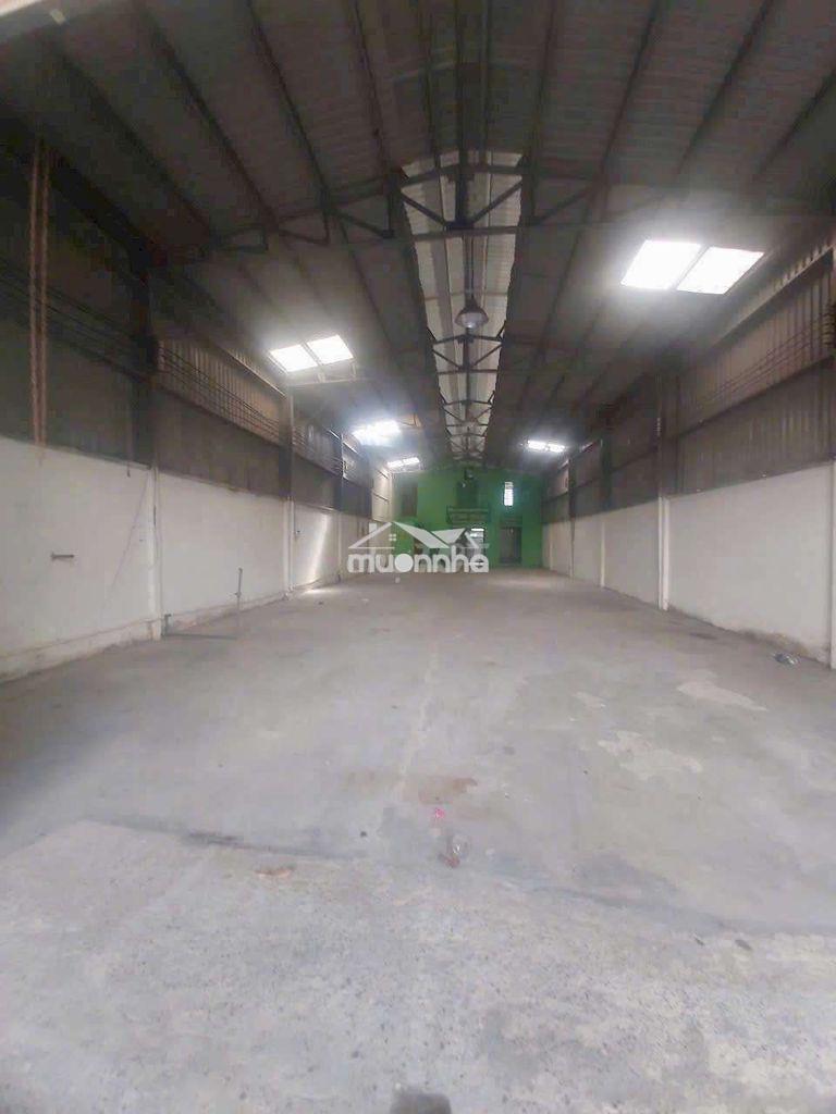 Cho thuê kho xưởng 8x35m, lửng, vp, điện 3pha, tải 5tấn, giá 20tr - Ảnh 3