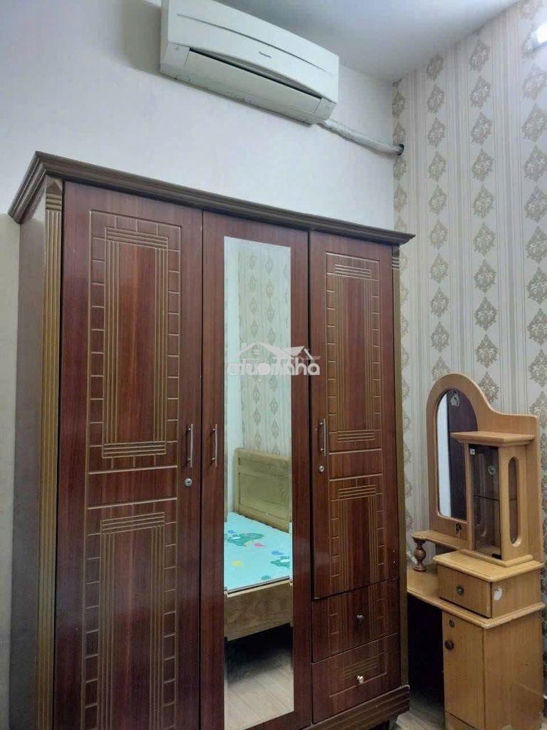Cần cho thuê căn hộ 155 nguyễn chí thanh p9. q5