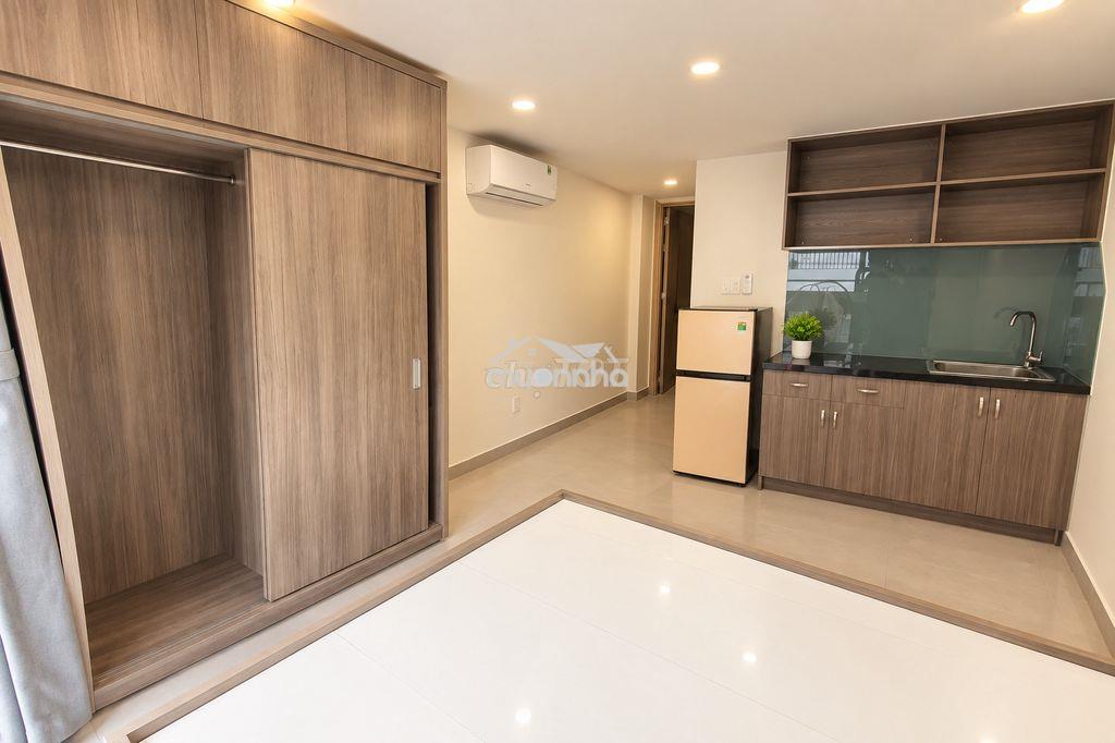 Phòng mới - full nội thất - ngay chợ bà chiểu - sát quận 1 - 2