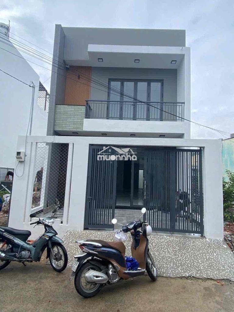 Nhà hẻm xe tải vừa xây xong mới tinh 6x18,5m 1 trệt 1 lầu,