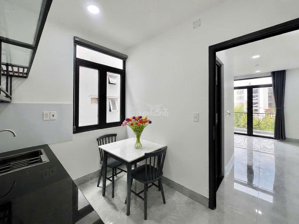 Cho thuê phòng cửa sổ lớn ban công sạch đẹp - Ảnh 4