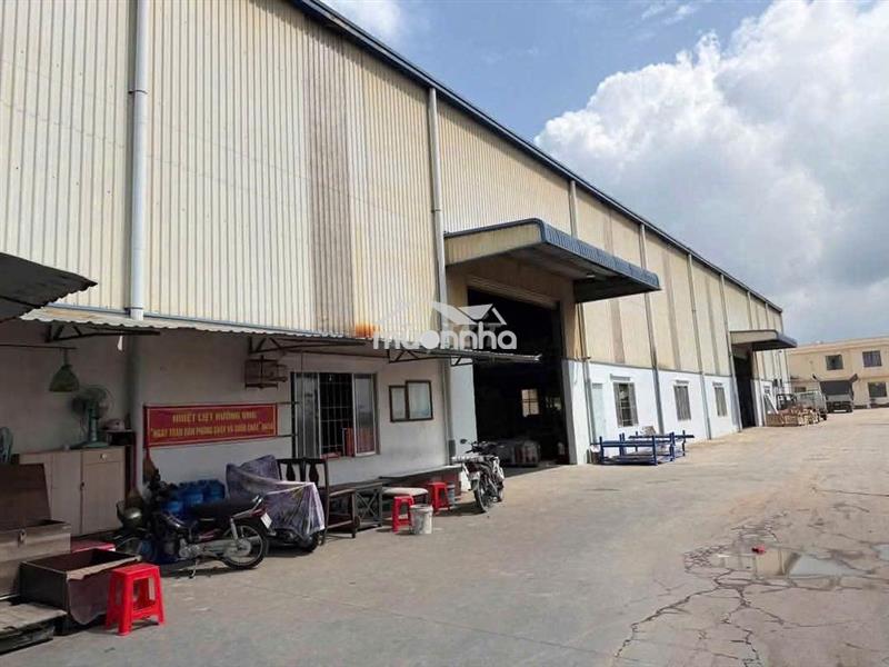 Xưởng 3380m2 ngay kcn nam tân uyên pccc tự động , g.tờ đầy đủ ,s.x 24h