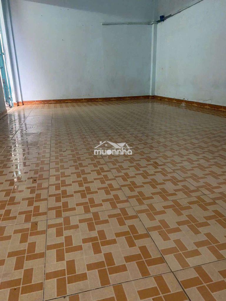Nhà ở dt 4 x 8 trống suốt  - 2