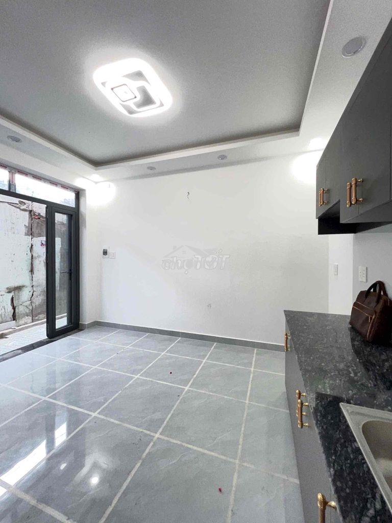 Bán nhà sổ chung ccvb, huỳnh tấn phát, nhà bè, 5 x 5 nhà 2 tầng, 850tr - Ảnh 3