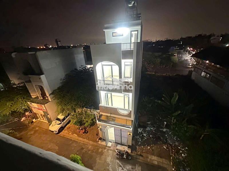 Chính chủ bán nhà xây mới trường lưu