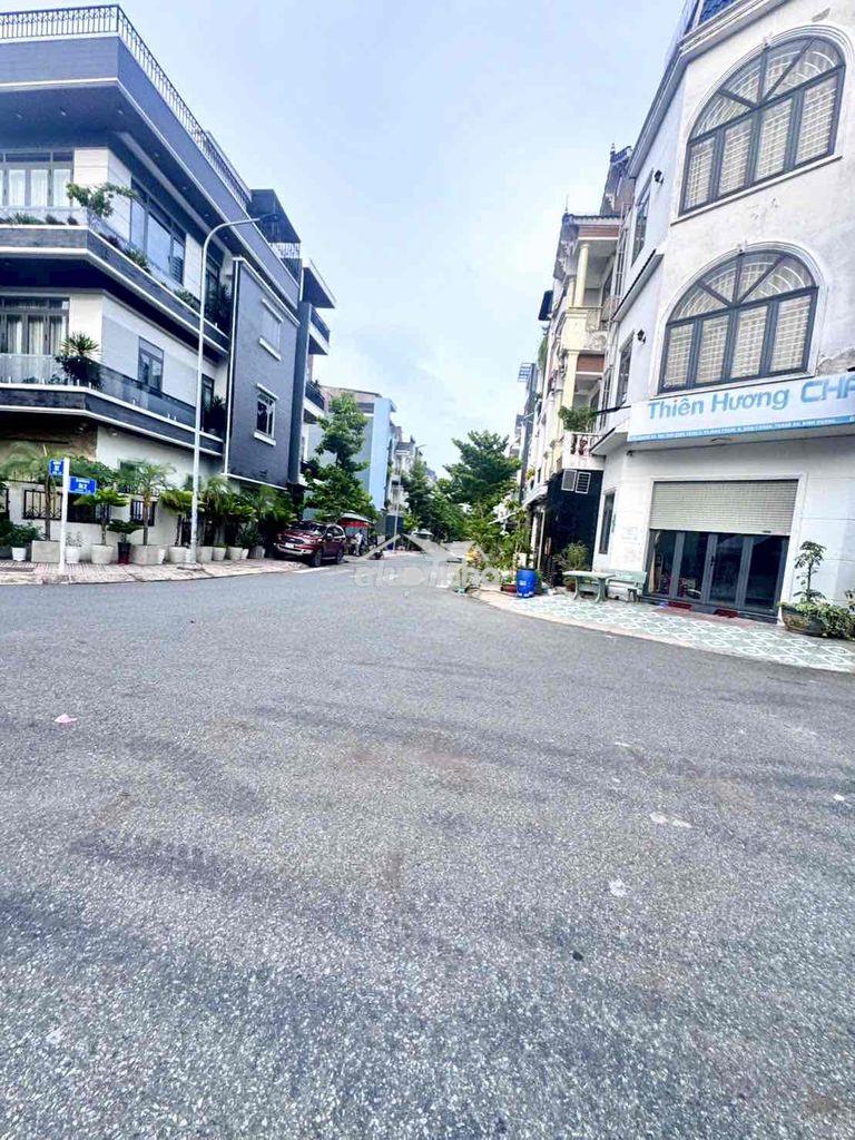 Nhà 2 lầu 1 trệt bình chuẩn,thuận an, gần ngã tư miễu ông cù,4p ngủ