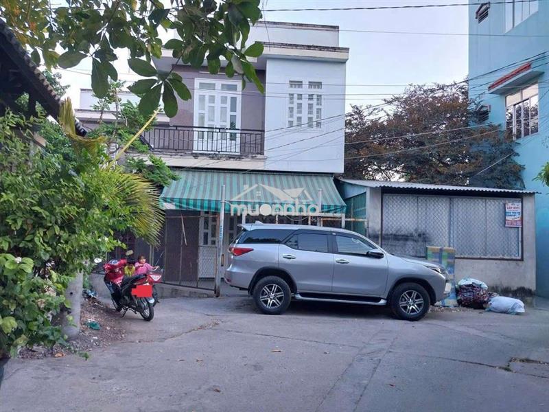 Nhà phù hợp văn phòng hoặc nhóm công nhân thi công d.a long hưng