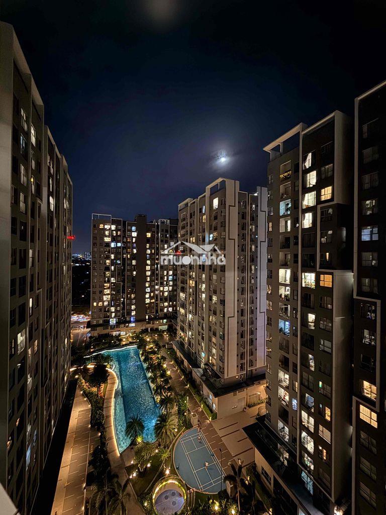 Cần bán căn view hồ; đầy đủ nội thất. chỉ 2,760 tỷ. lh hương