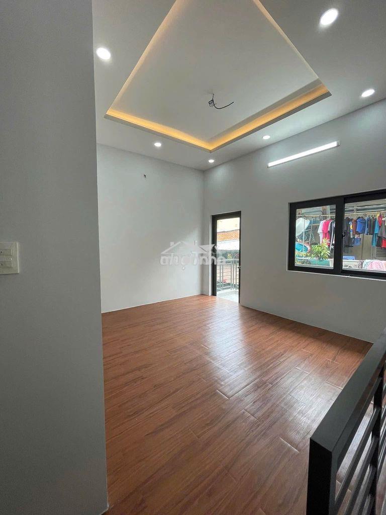 Bán nhà ở  gần trường học , gần chợ - 4