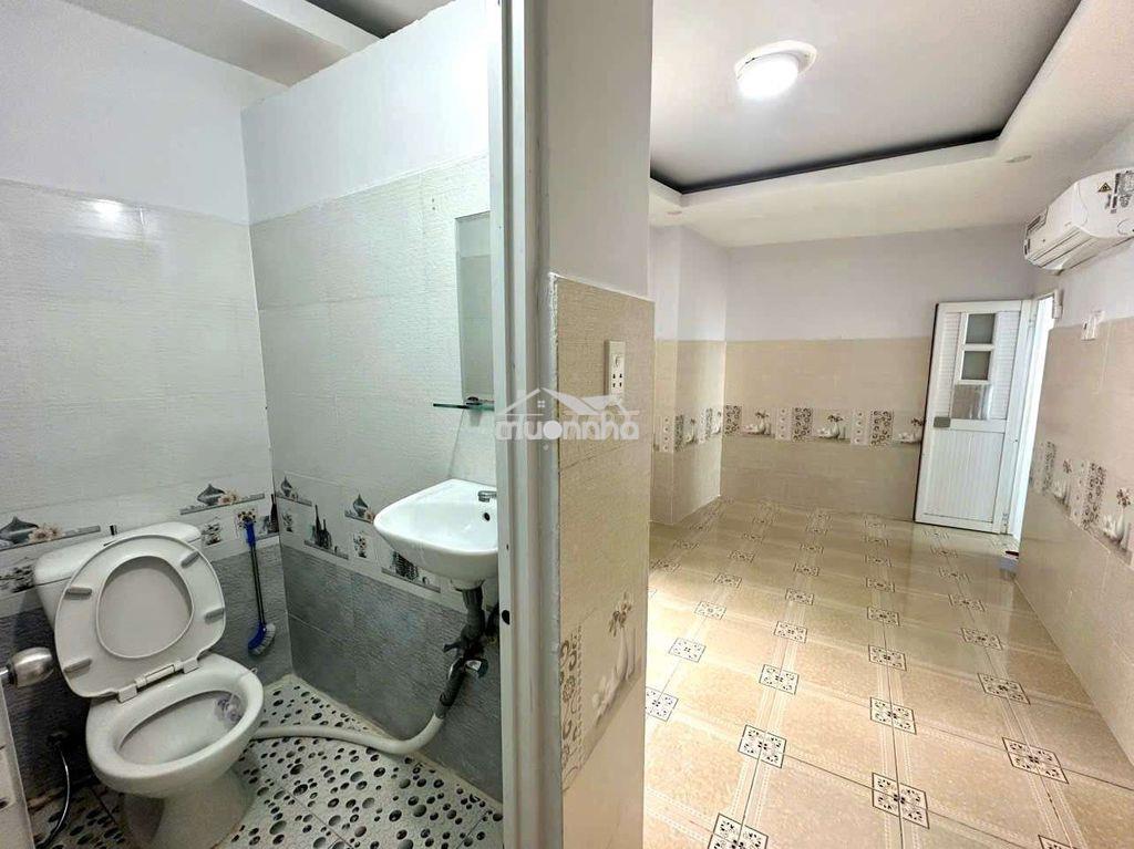 Nguyên căn cho thuê 2pn 3w thích quảng đức phú nhuận. - 4