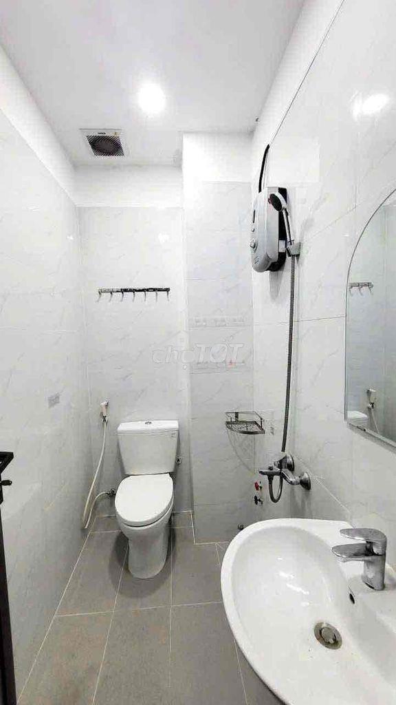 Cho thuê ktx ngay cổng sau trường hutech đbp - Ảnh 2