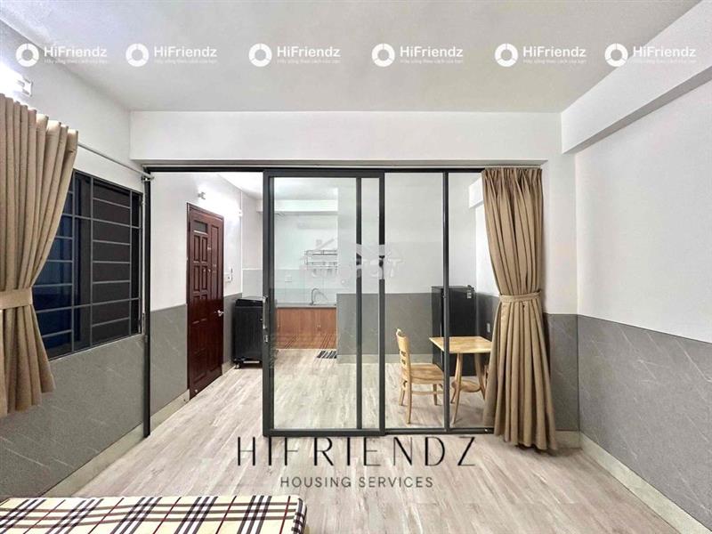 Cho thuê phòng 1pn+studio full nt thang máy,sát đại học y dược,ueh