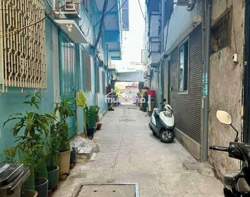 Cho thuê nhà cho lý thái tổ q10