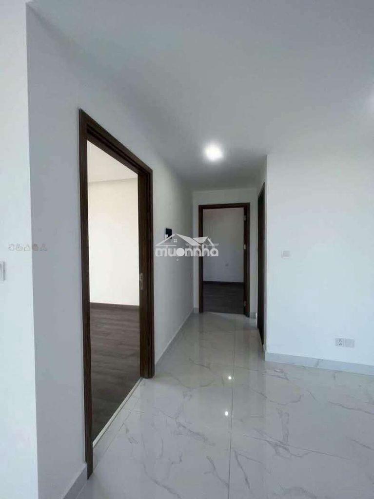 112m2 diamond brilliant, nội thất cơ bản, ban công dài, dọn vào ở ngay - Ảnh 2