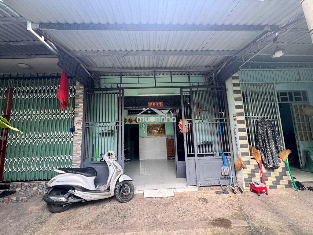 Nhà cần tiền , bán gấp - Ảnh 4