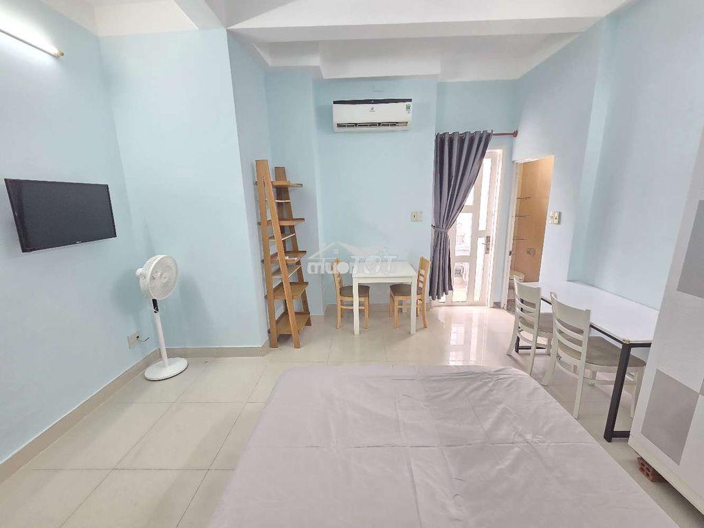 Chính chủ. đủ nội thất, ban công bếp, 35m2. tự do, gần hutech, kinh tế - Ảnh 3