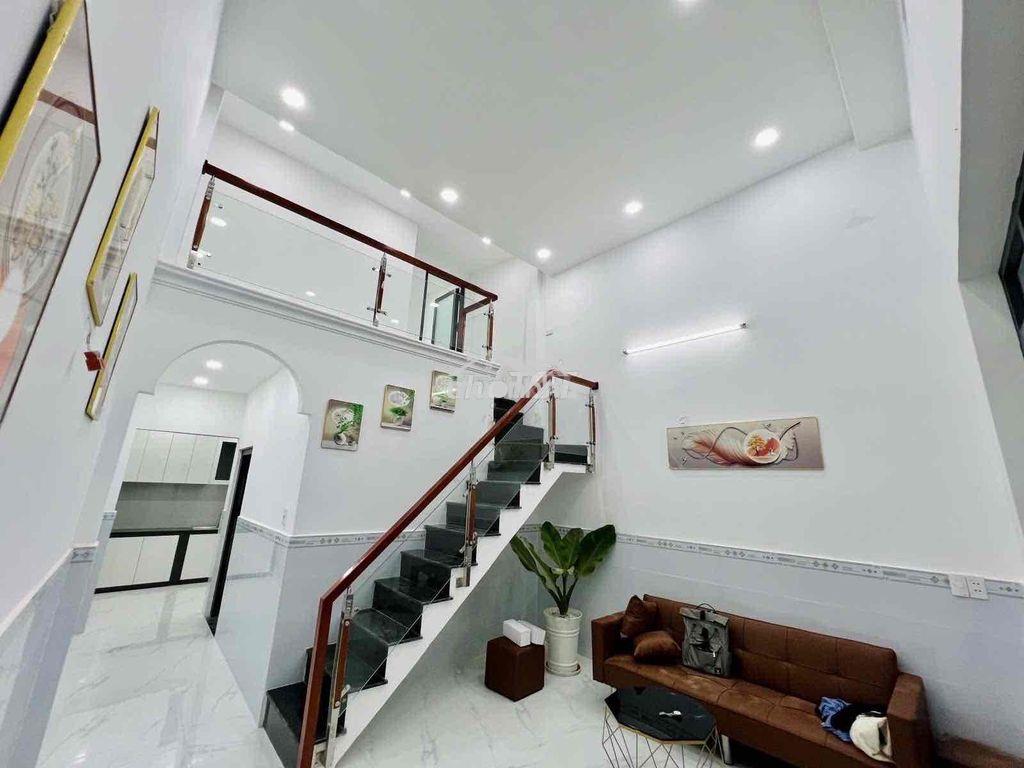 Nhà hẻm xe hơi thông - 2 bước ra tân kỳ tân quý - sát bên chợ gò xoài - 4