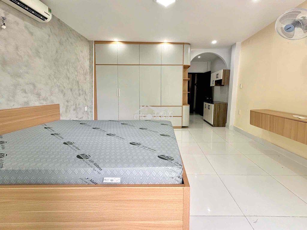 Ban công lớn - đầy đủ nội thất - gần mega bình phú - 3