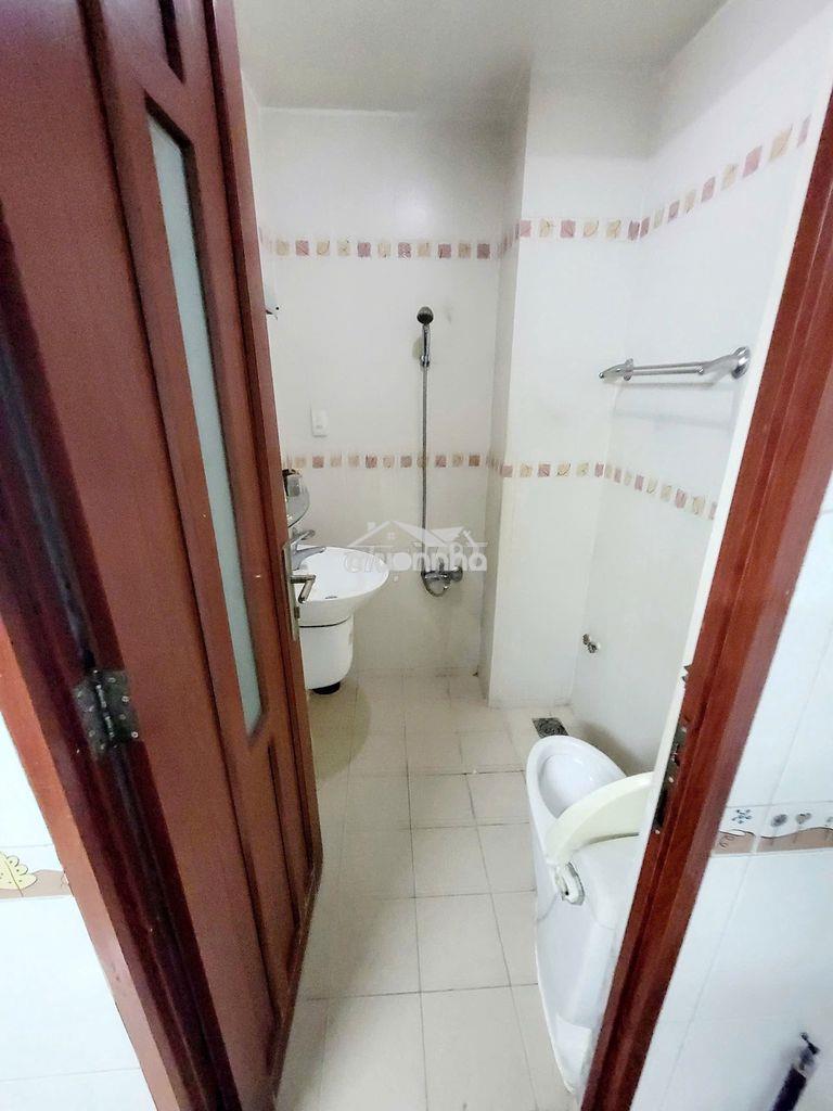 Nhà mới lạc long quân, 4x10m, trệt 3 lầu, 3pn 3wc, 12tr - 3