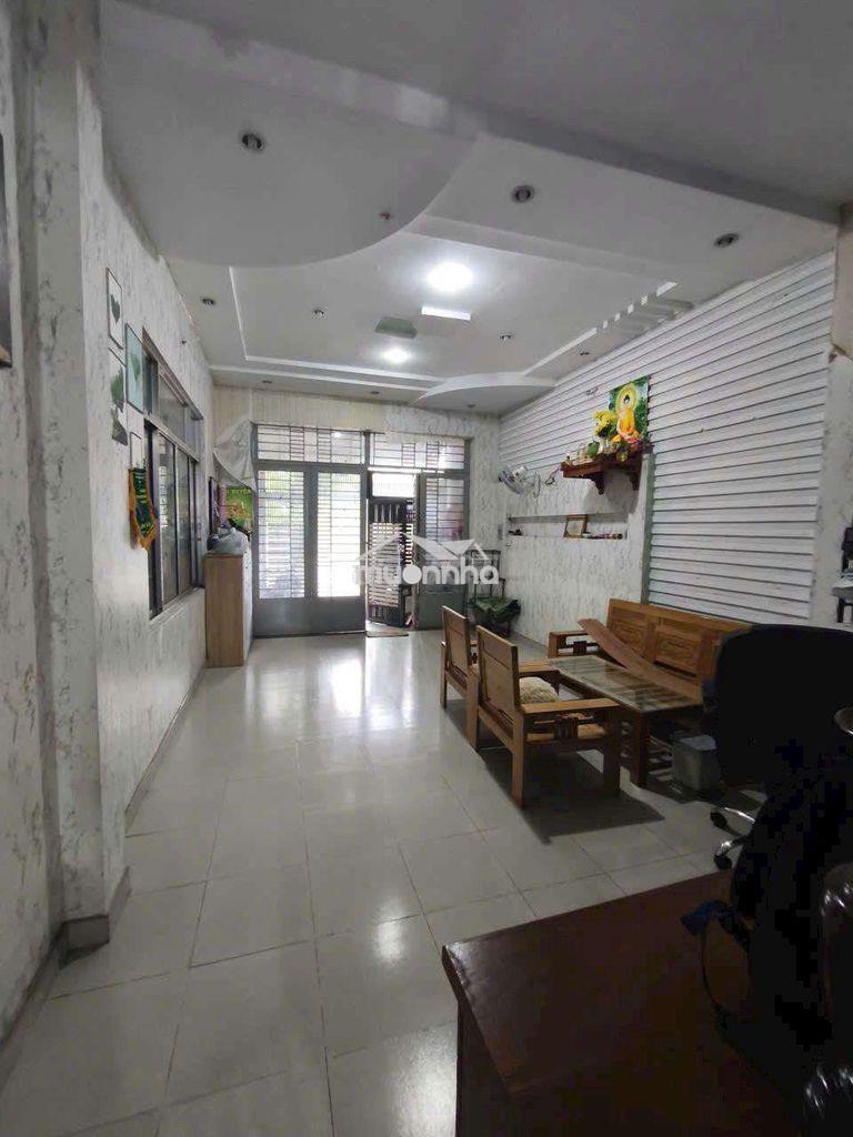 Nhà lầu gần ngã tư 550 giá 7 triệu 500 - Ảnh 4