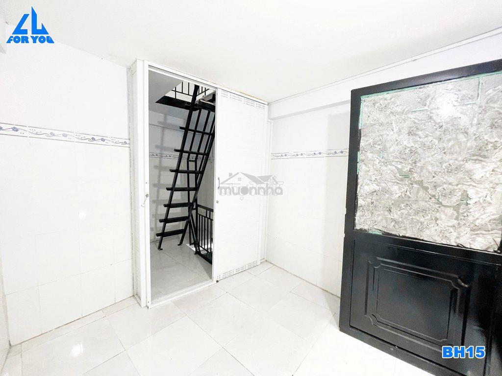 Nhà nguyên căn 3 lầu - 2wc - có lối đi riêng gần chợ bình thành - Ảnh 4