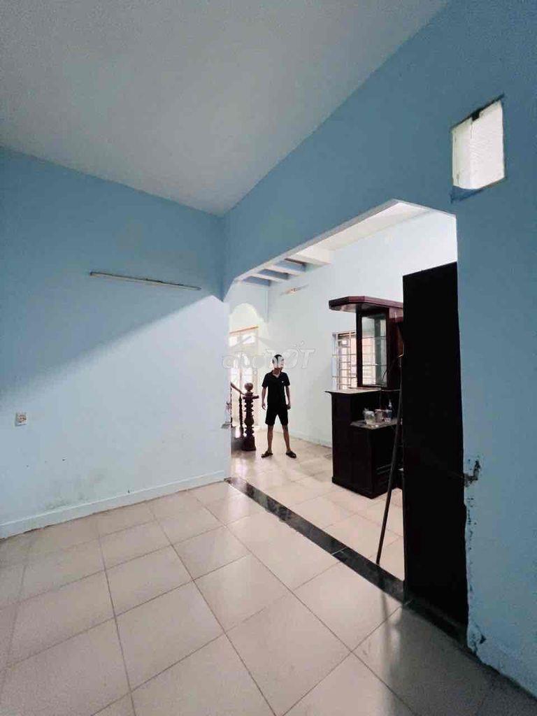 Cho thuê nhà trệt lầu đường nhựa xe hơi giá 5,5tr/ tháng - Ảnh 3