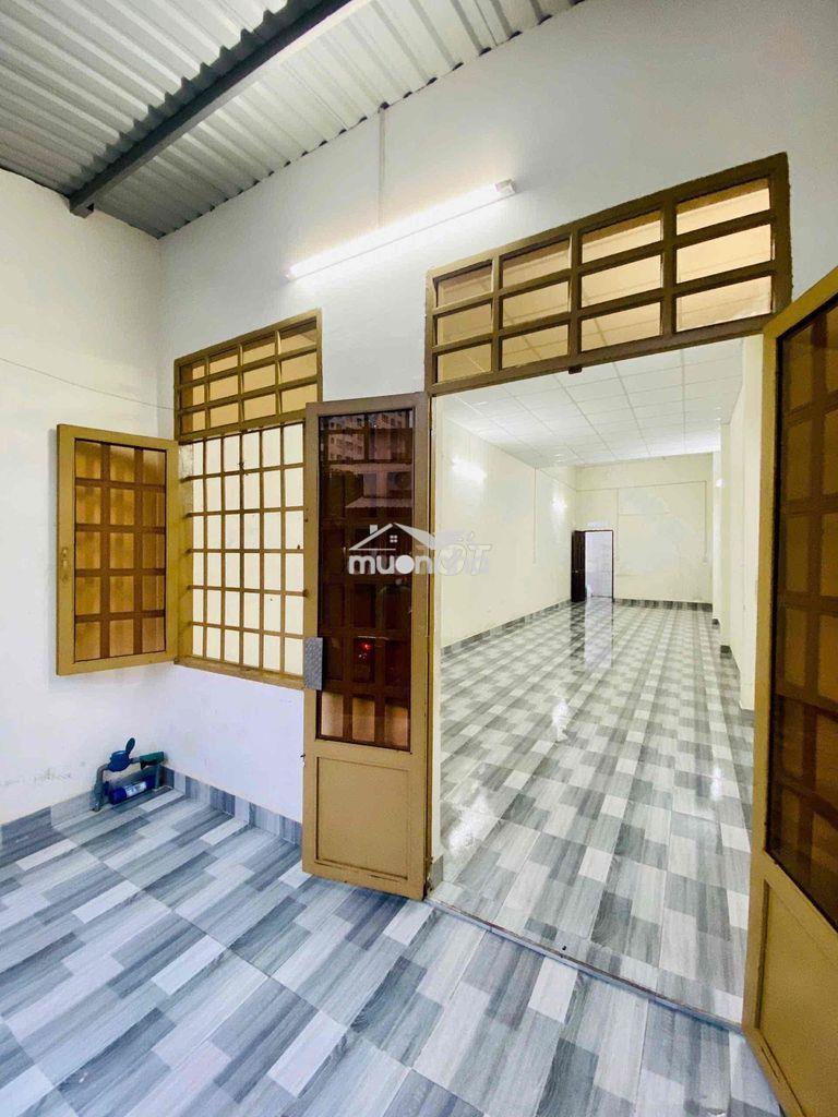 Nhà 4x18m hẻm xe tải - 2