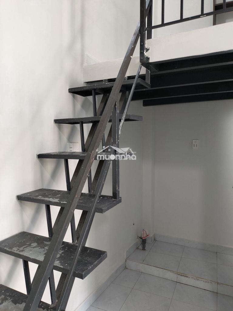 Siêu phẩm phòng vip ban công rộng - giờ giấc tự do - Ảnh 3