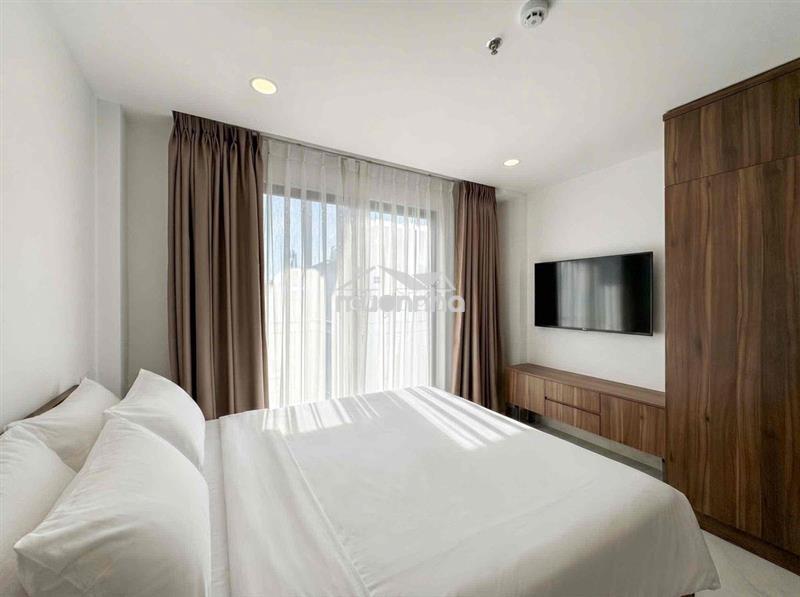 Cho thuê căn hộ mới 100%,full nội thất,ngay bùi viện chợ bến thành