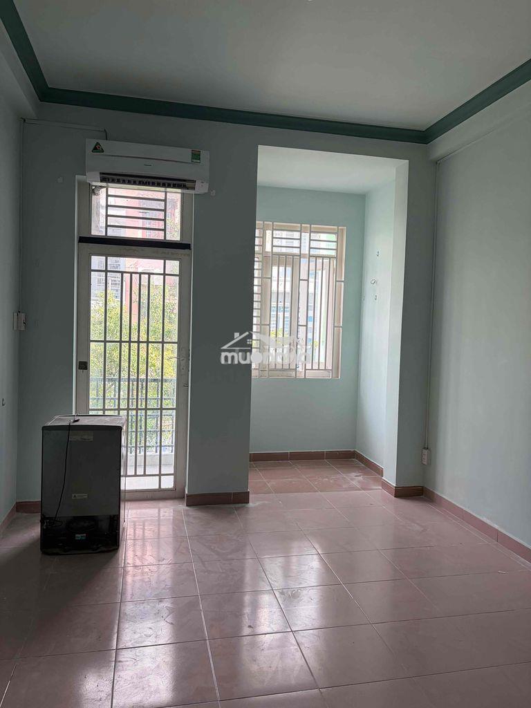 Quận 8 căn hộ, phòng trọ có ban công full nội thất giá sinh viên - 3