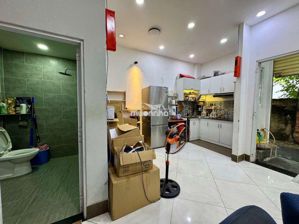 Căn nhà hẻm 2.5m nhà đẹp - 2
