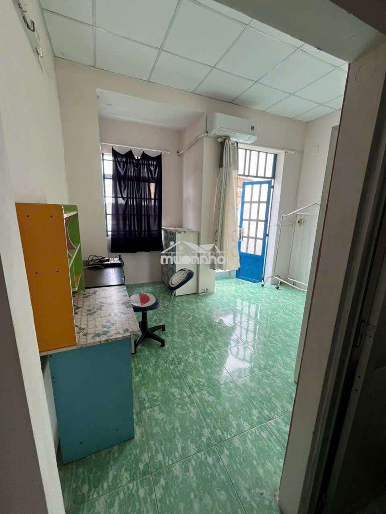 Cho thuê nhà hẽm 2m lưu hữu phước. có nội thất. dt 4x7 giá 6tr5