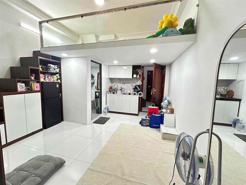 Cho thuê căn hộ duplex ban công ngay trung tâm bình thạnh